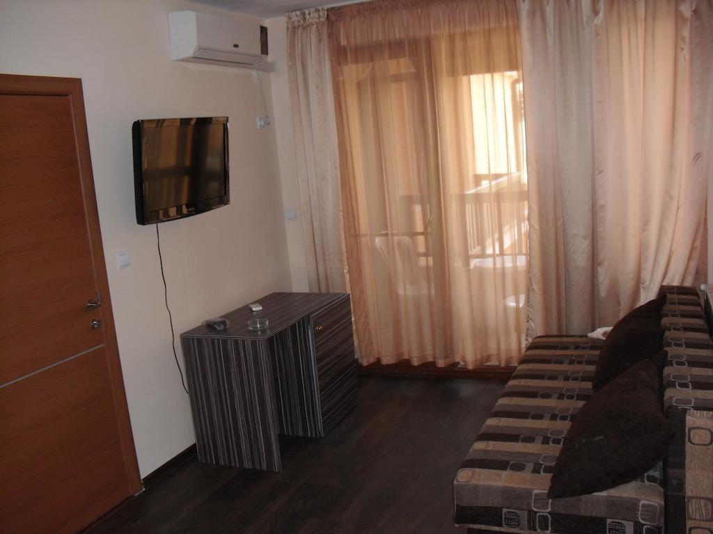 Family Hotel Malibu Tsjernomorets Rom bilde